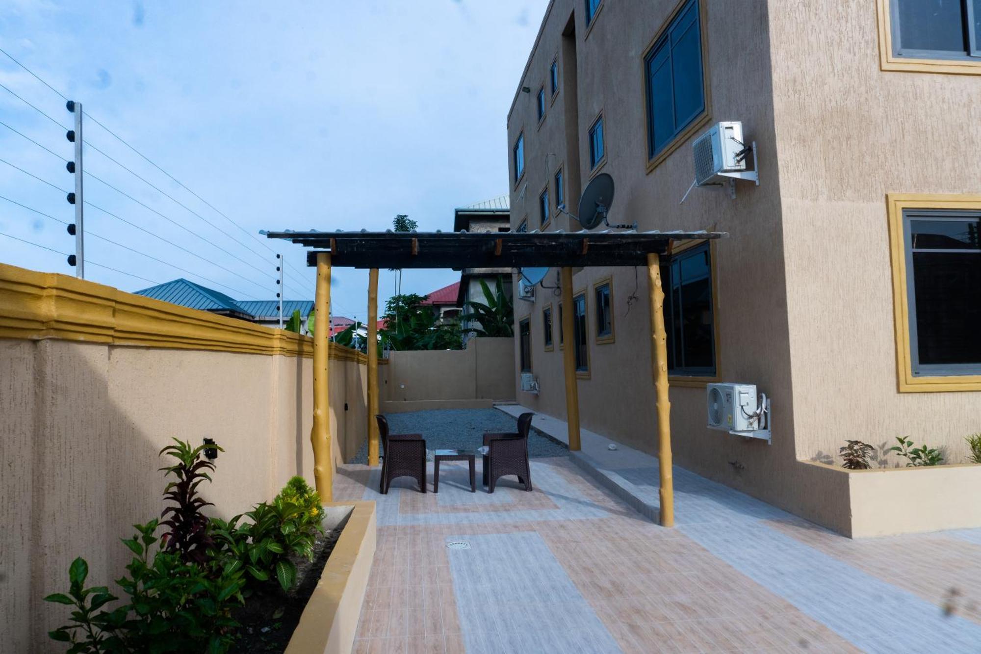 Agape Villa Sekondi-Takoradi Buitenkant foto