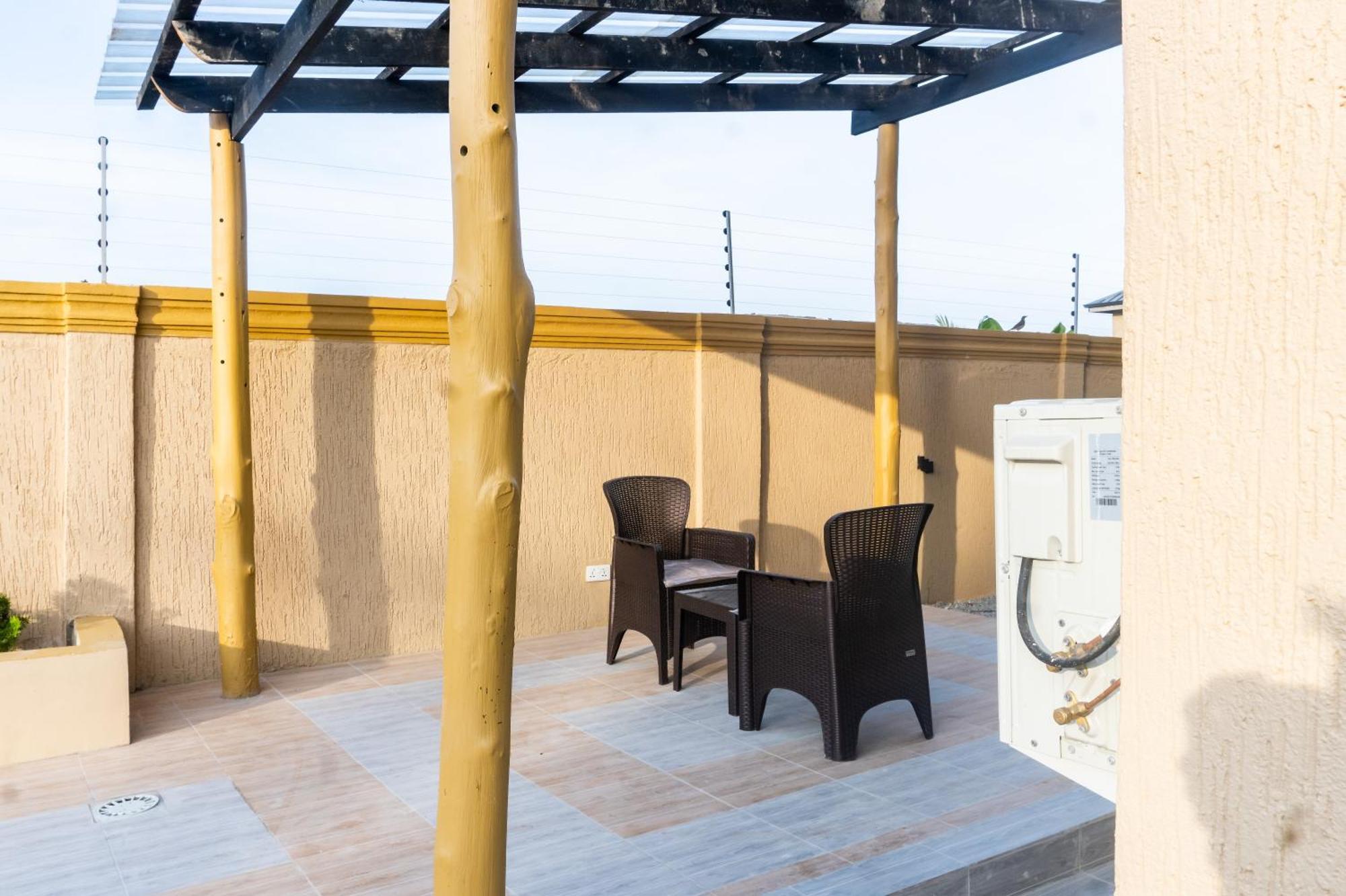 Agape Villa Sekondi-Takoradi Buitenkant foto