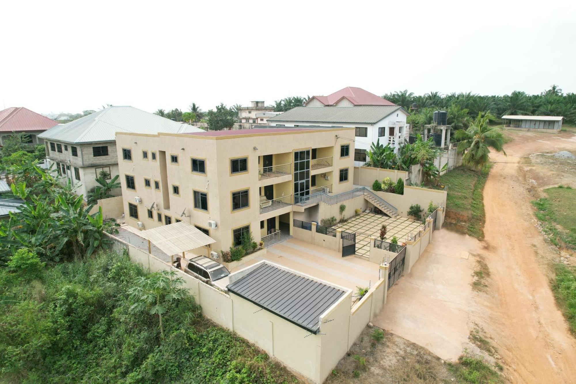 Agape Villa Sekondi-Takoradi Buitenkant foto